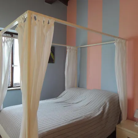Bed & Breakfast Casa Bella Comba Vignolo