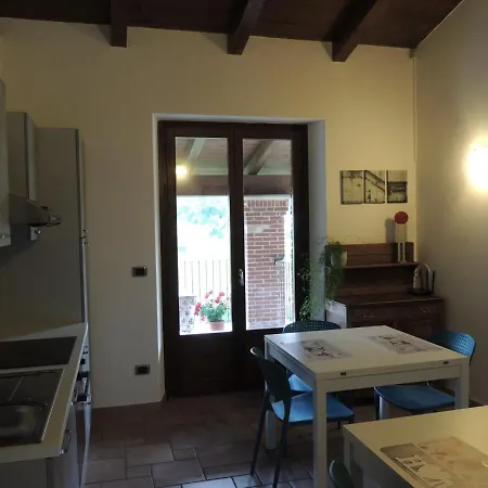 Bed & Breakfast Casa Bella Comba 3*