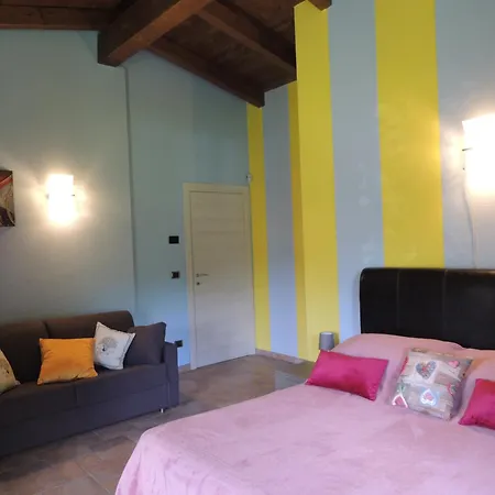 Bed & Breakfast Casa Bella Comba Vignolo