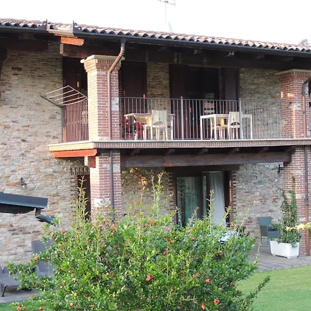 Casa Bella Comba Bed & Breakfast 3*